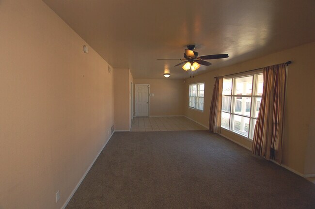 Building Photo - Charming 3-Bedroom Home Near Texas Tech – ...