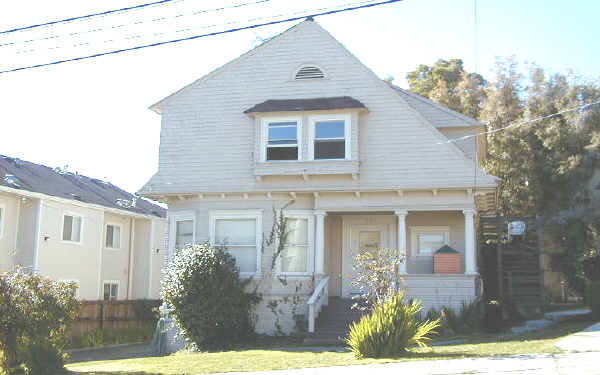Building Photo - 77 Pearl St