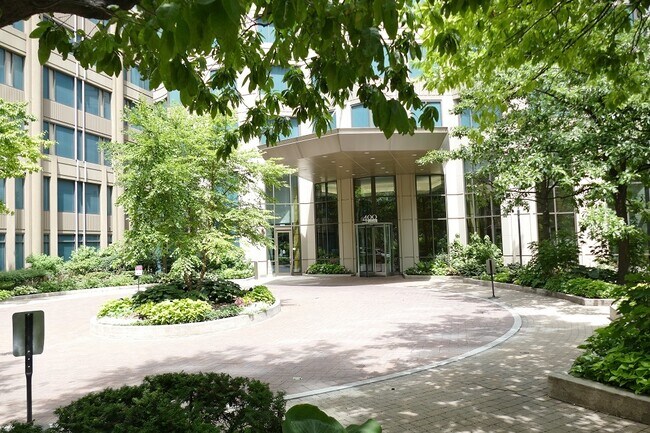 Foto del edificio - 400 N La Salle Dr