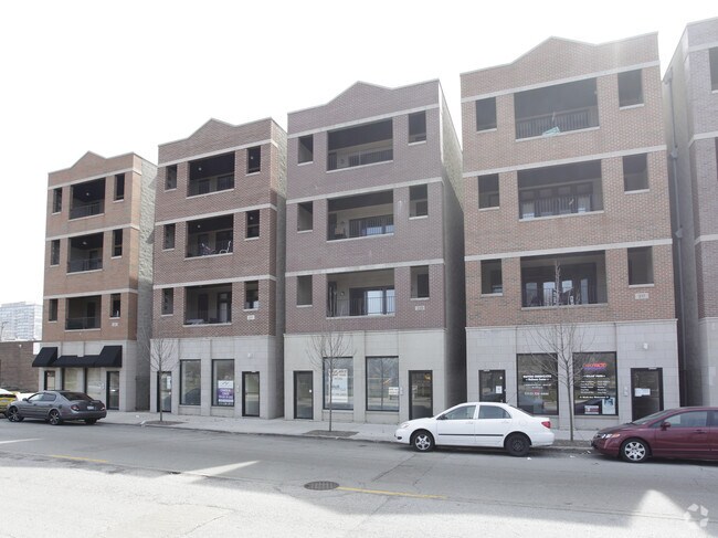 Building Photo - 219 E 31st St