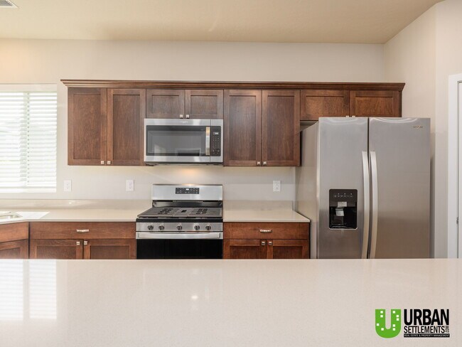 Foto del edificio - 5803 W Jamestown Ln