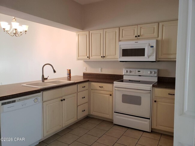 Building Photo - 8218 Annabellas Ln