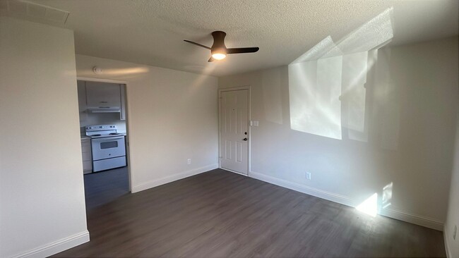 Photo - 4917 Orchid Way Apartment