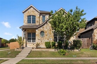 Building Photo - 7105 Myrtleridge Dr