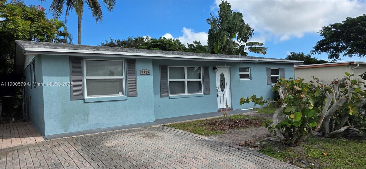 Foto principal - 3713 Island Rd