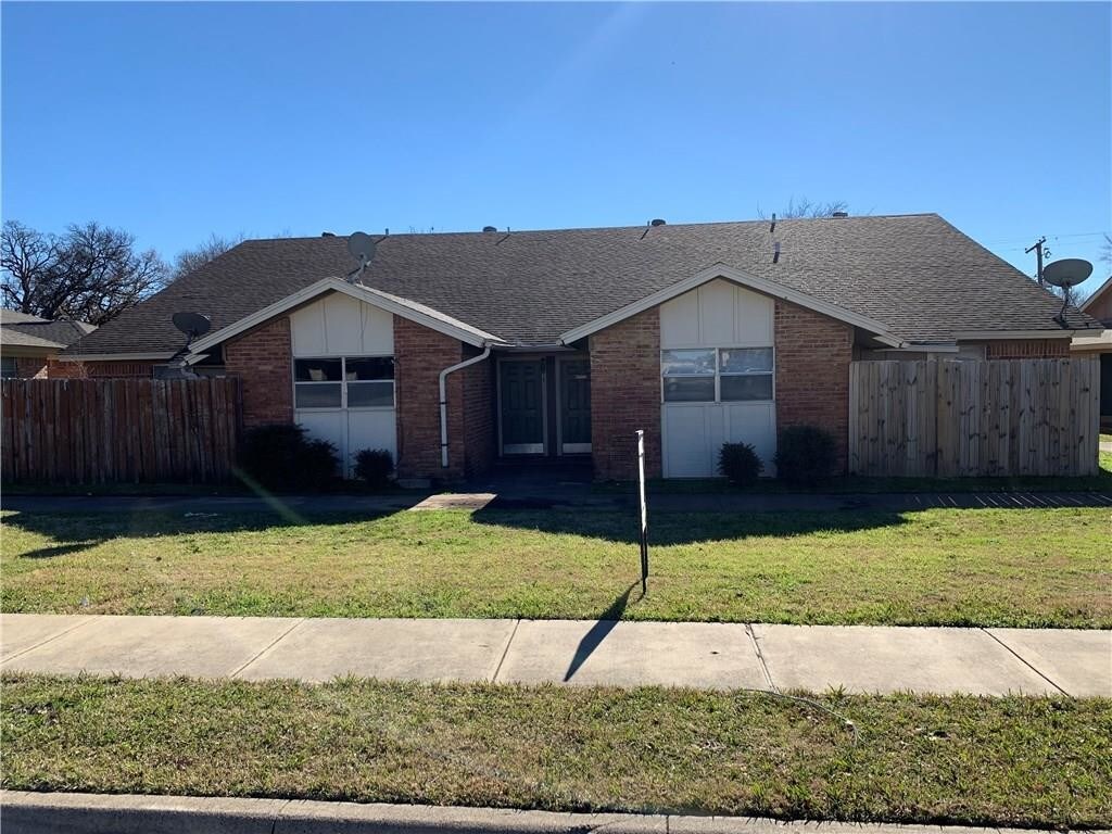Primary Photo - 750 E Pecan St