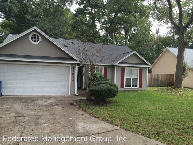 Building Photo - 12813 Serenade Cir N