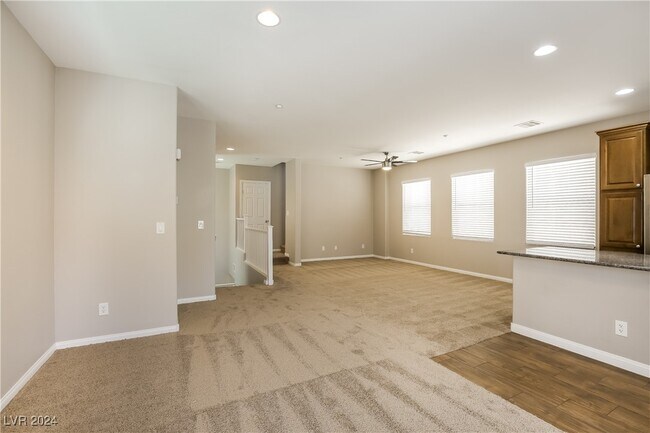 Building Photo - 6637 Colorado Spruce St