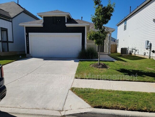 Foto del edificio - 12001 Clayton Creek Ave