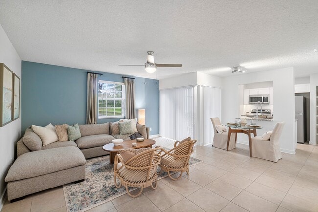 Building Photo - Cortland Pembroke Pines