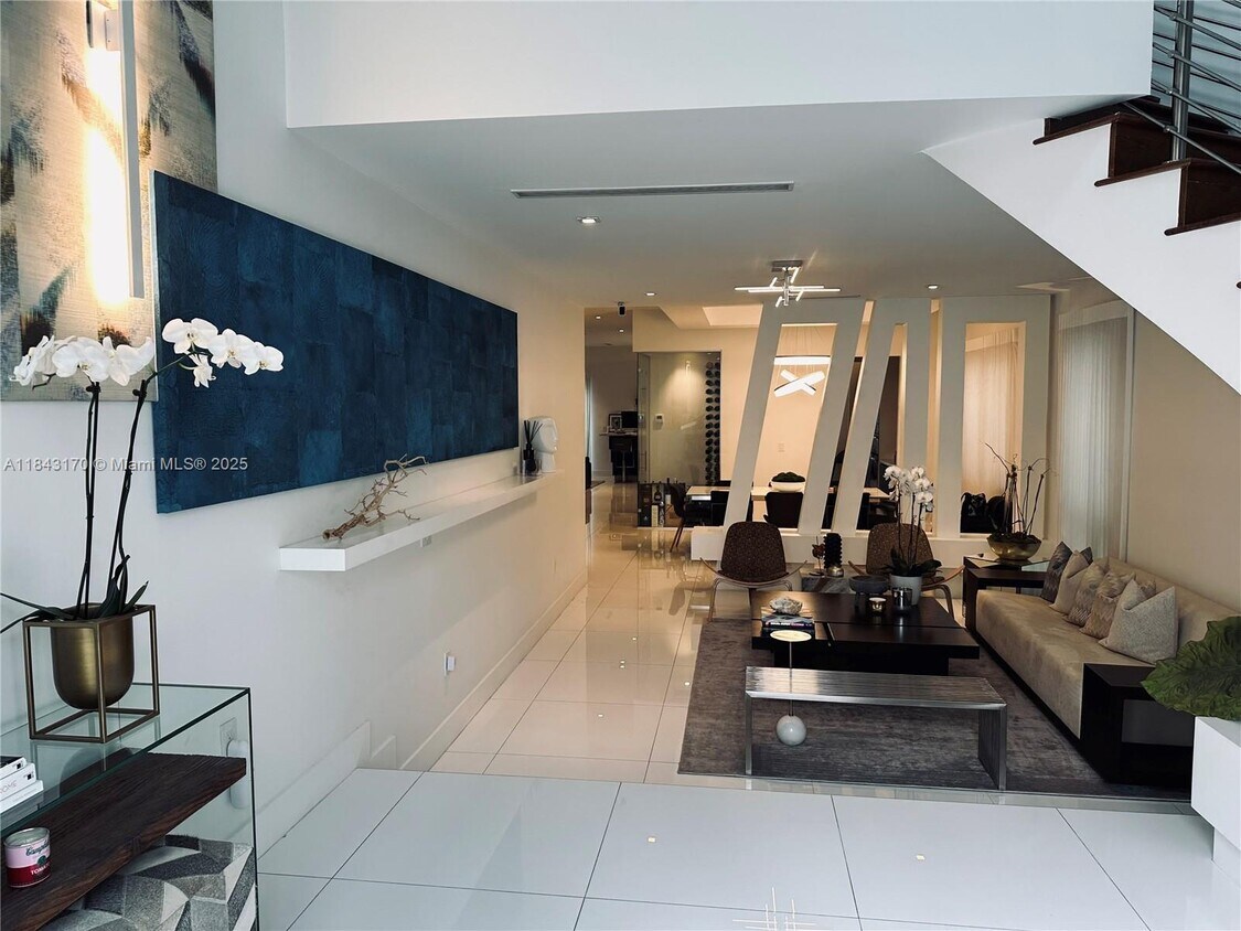 Foto principal - 8286 NW 33rd Ter