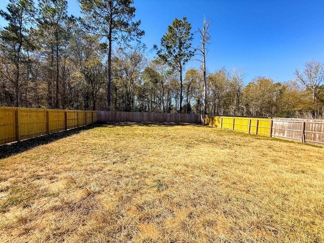 Building Photo - 780 Woodland St