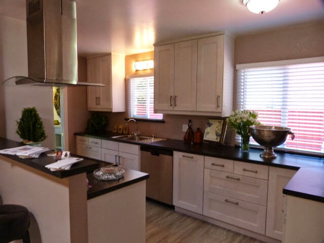 Building Photo - Beautiful 3bd Single Story House With In-unit Laundry