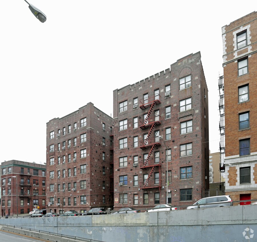 222 Bedford Park Blvd, Bronx, NY 10458 Apartments in Bronx, NY