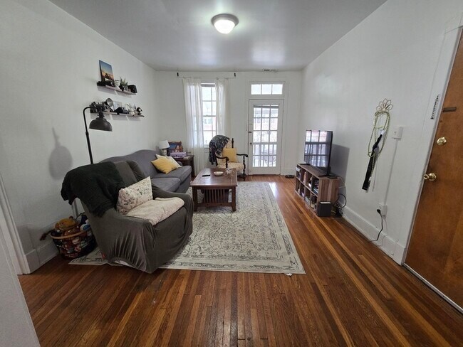 Foto del edificio - 3120 Kensington Ave
