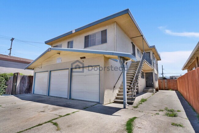 Building Photo - 1964 86th Ave