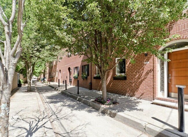 Building Photo - 3 br, 3.5 bath House - 2017 Rodman St