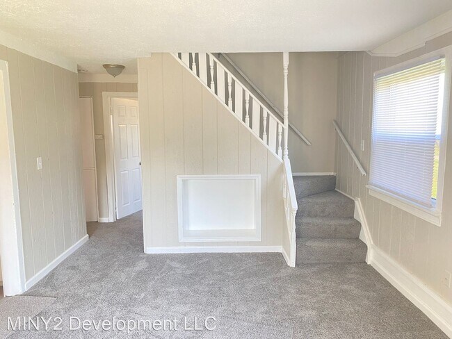 Building Photo - 4 br, 1 bath House - 33610 Calumet