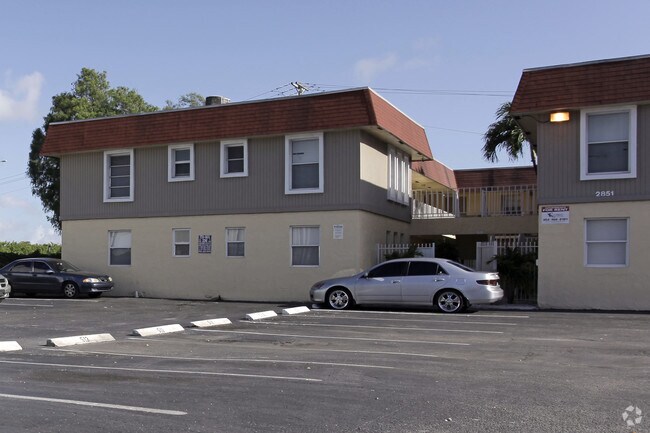 Fillmore Gardens Apartments Hollywood Fl Community Fillmore Gardens Apartments