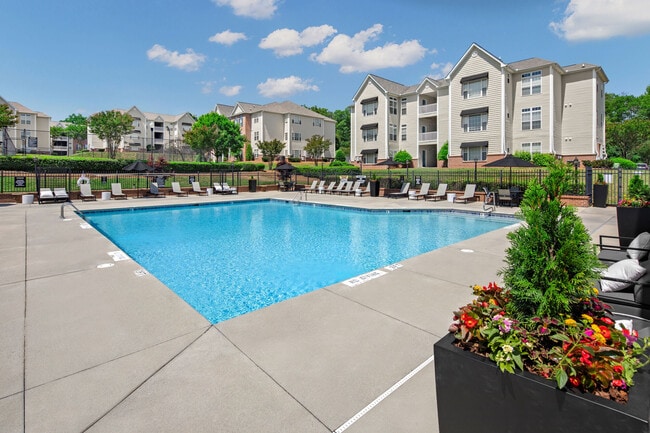 Building Photo - The Bellamy