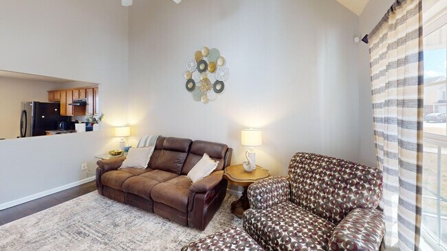 Foto del edificio - 56 Middleton Ct
