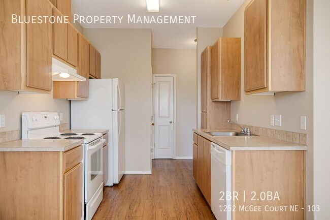 Building Photo - 1252 Mcgee Ct NE