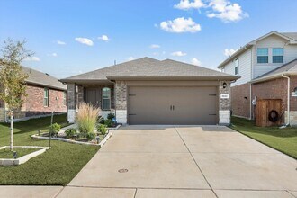 Building Photo - 3117 Prairie Hill Grove Unit