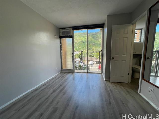 Foto del edificio - 2140 10th Ave