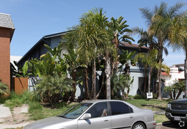 Foto del edificio - 4230 44th St