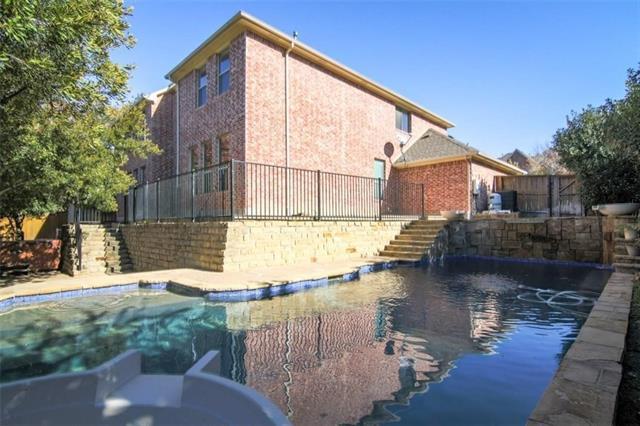 Foto del edificio - 804 Briar Ridge Dr