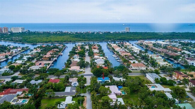 Foto del edificio - 1529 Bayview Dr