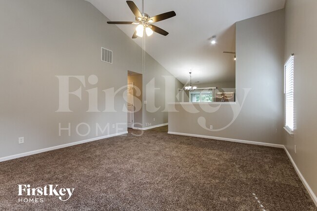 Foto del edificio - 1016 Central Park Blvd W