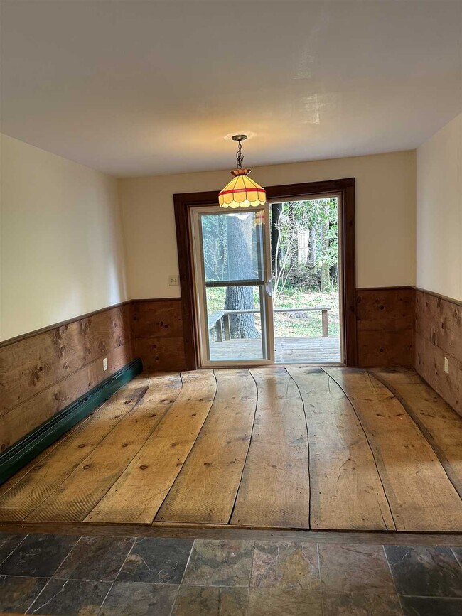 Foto del edificio - 112 PINE TREE