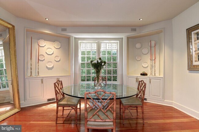 Foto del edificio - 3249 O St NW