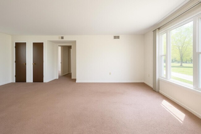 Foto del edificio - 4192 Long Branch Rd