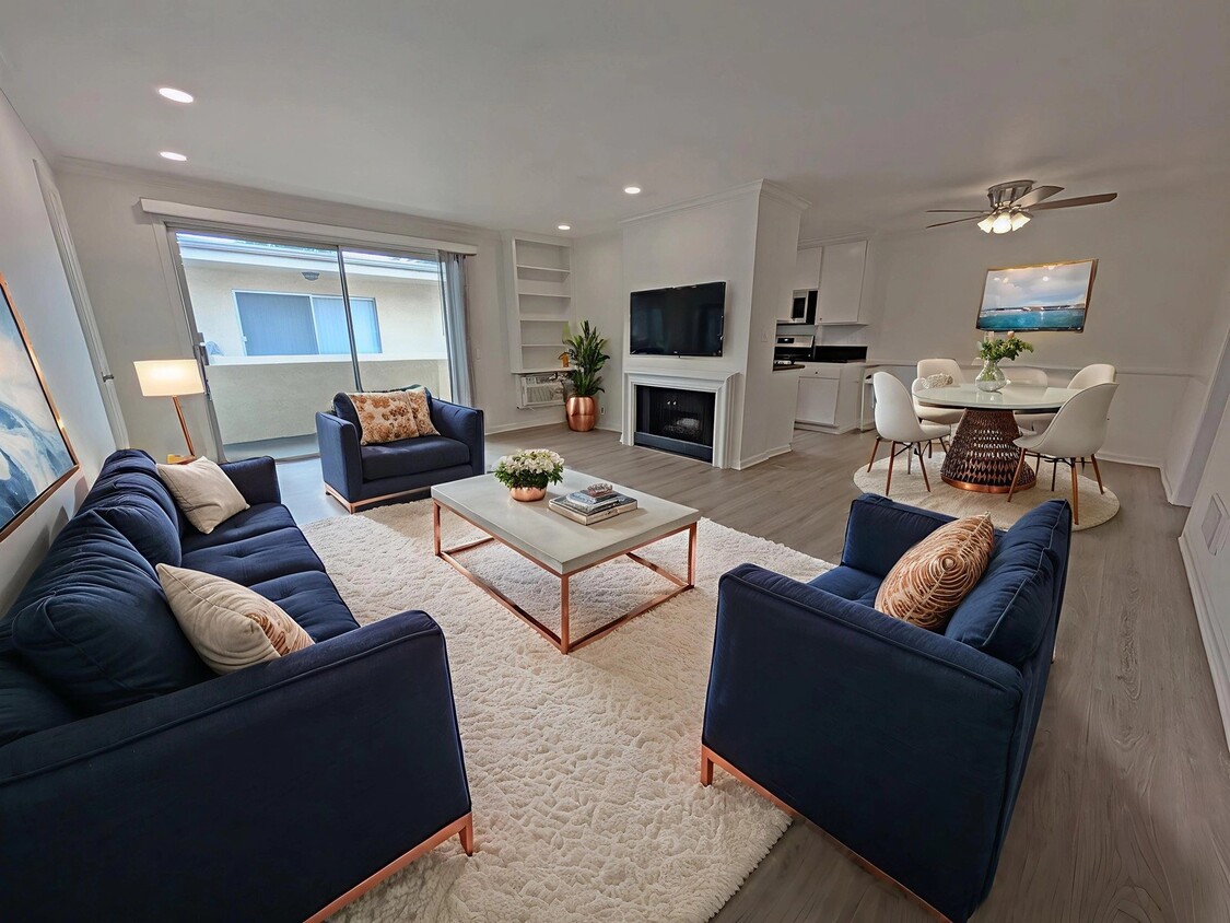 Foto principal - 1335 S Carmelina Ave