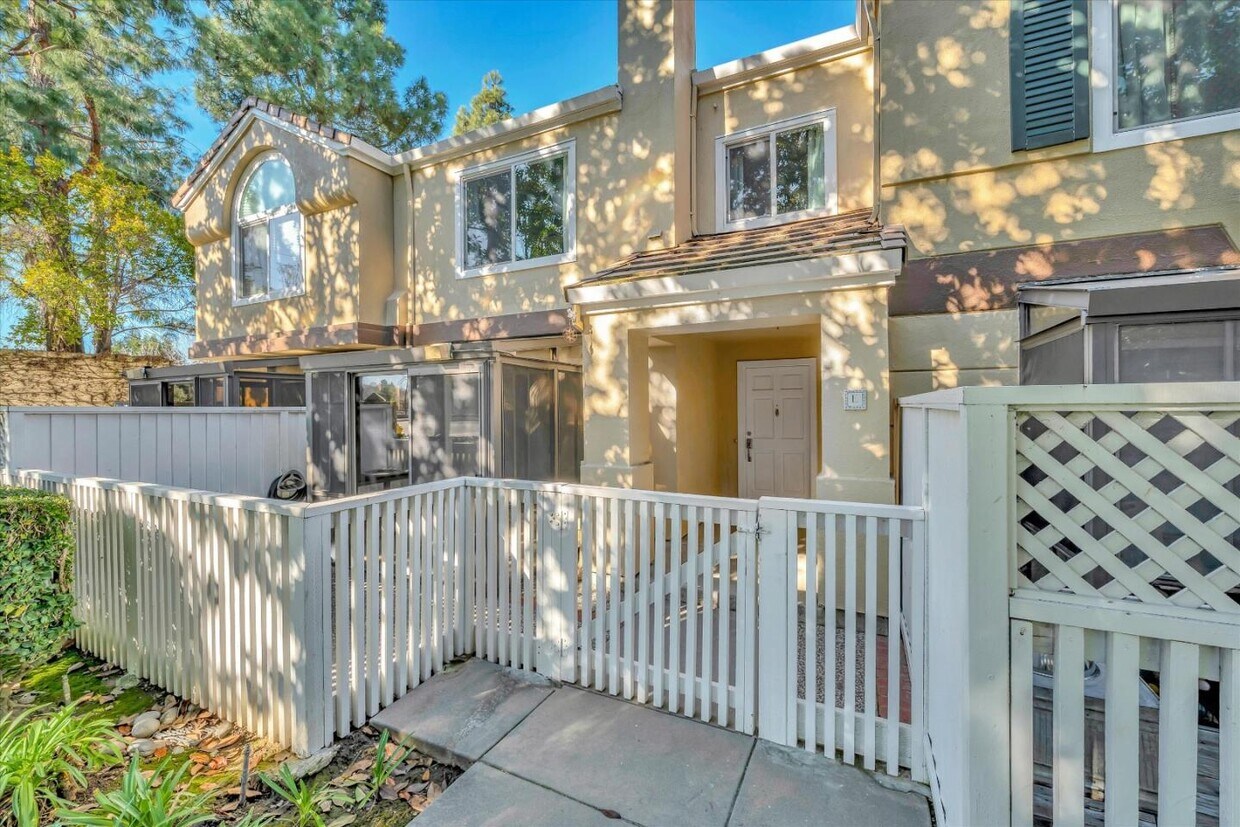 6985 Rodling Dr, San Jose, CA 95138 Townhouse for Rent in San Jose