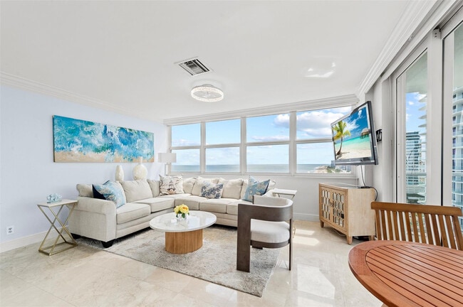 Building Photo - 209 N Fort Lauderdale Beach Blvd