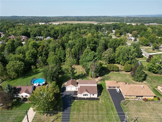 Foto del edificio - 3501 Oakes Rd
