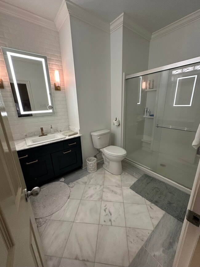 Building Photo - 2126 Belle Point Aly