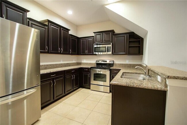 Foto del edificio - 14450 Desert Haven St
