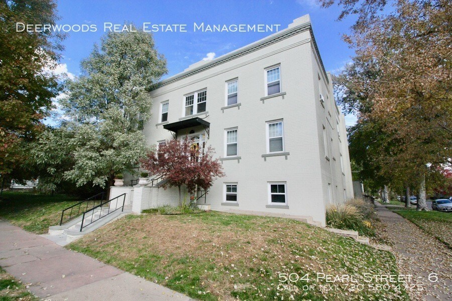Primary Photo - 504 Pearl St