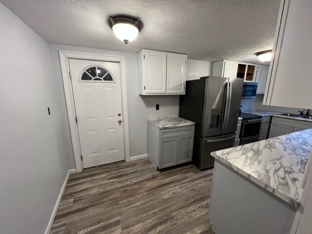 Foto del edificio - 229 Corwin Ave