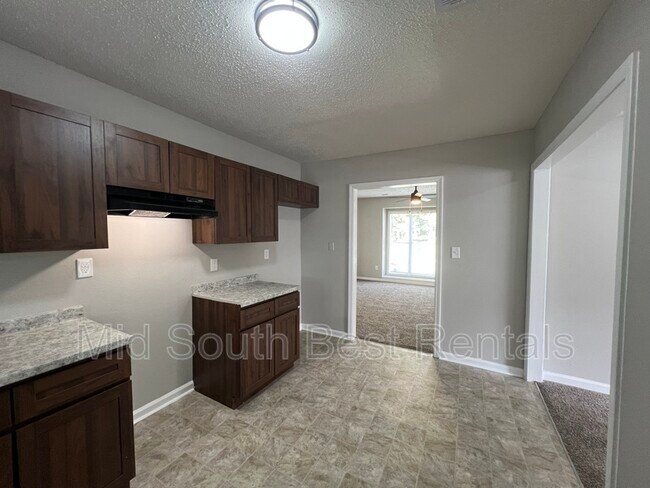 Foto del edificio - 77 E Fernwood Ave