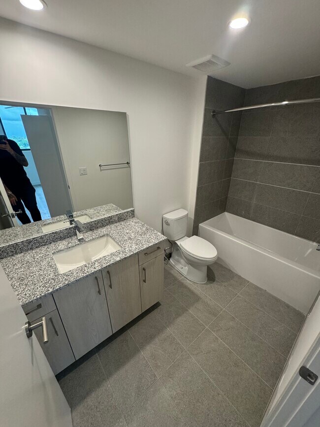 Foto del edificio - 5900 SW 62nd St