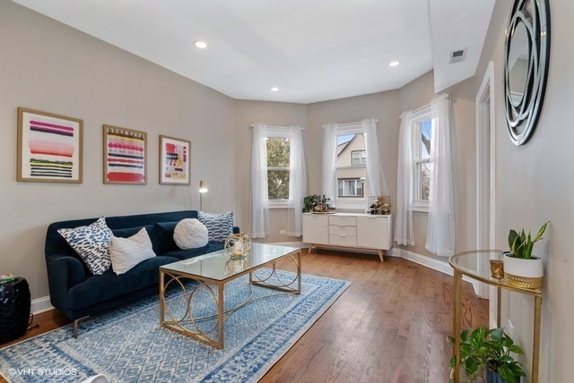 Foto del edificio - 2931 N Dawson Ave