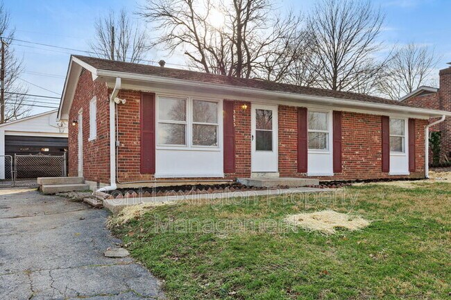 Building Photo - 3633 King Arthur Dr
