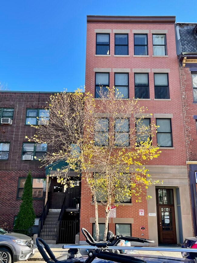 Foto del edificio - 988 Tremont St