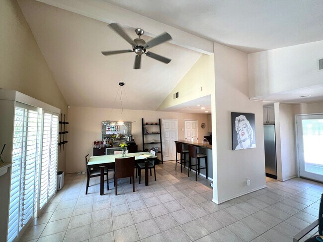 Foto del edificio - PALM SPRINGS OASIS HOME - FURNISHED - Avai...