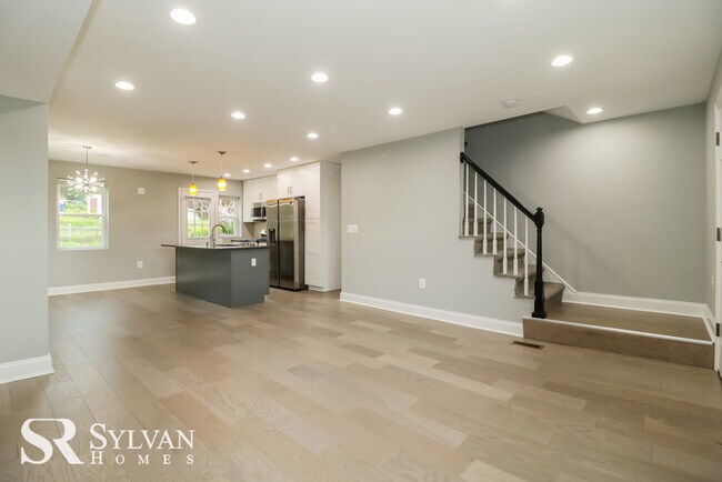 Building Photo - Nice 3BR 2BA Brick Home